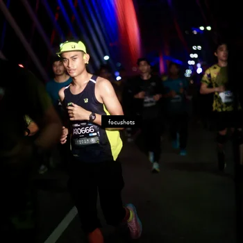 Runner Photo 6493399