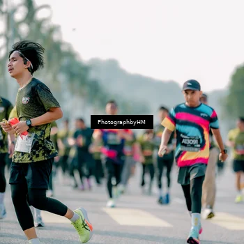 Runner Photo 6493410