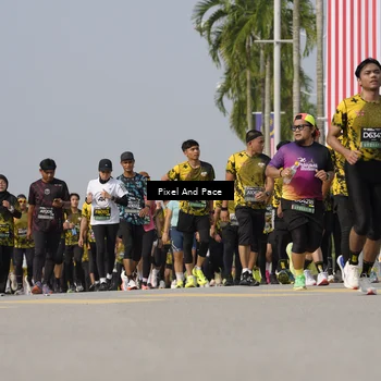 Runner Photo 6493416