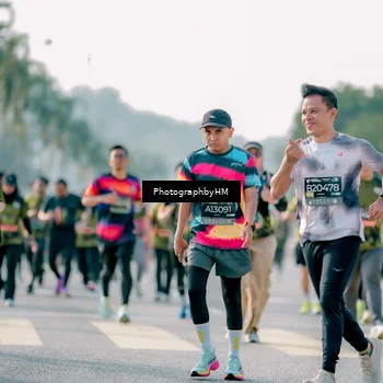 Runner Photo 6493432