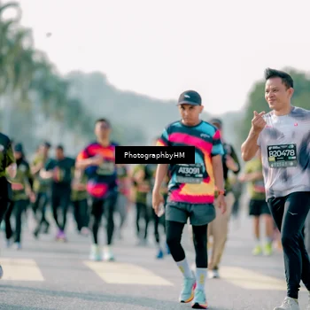Runner Photo 6493434