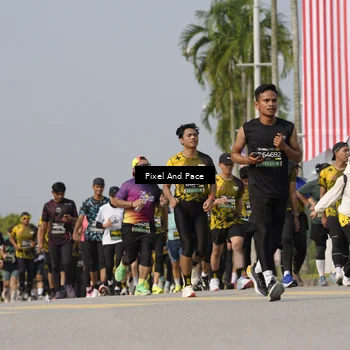 Runner Photo 6493447