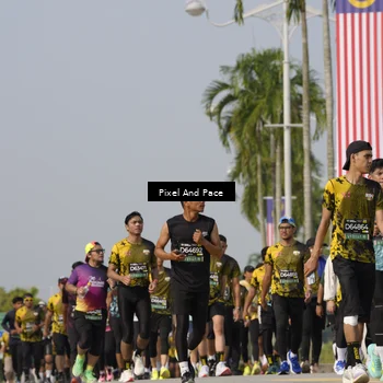 Runner Photo 6493470