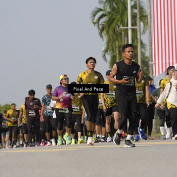 Runner Photo 6493474