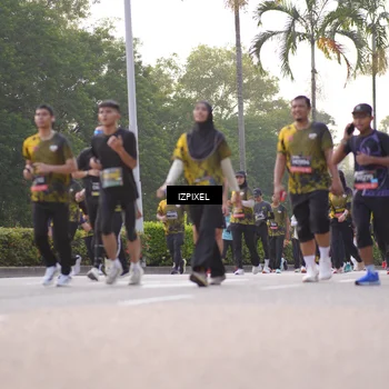 Runner Photo 6493477