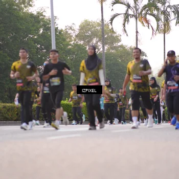 Runner Photo 6493480