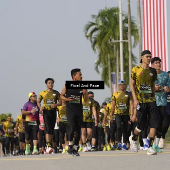 Runner Photo 6493481