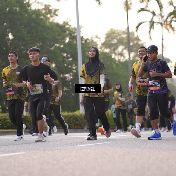 Runner Photo 6493486