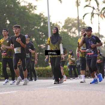 Runner Photo 6493493