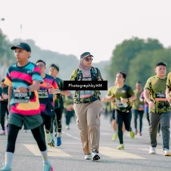 Runner Photo 6493495