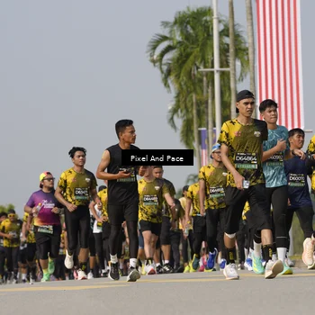 Runner Photo 6493498