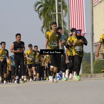 Runner Photo 6493506