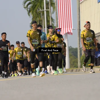 Runner Photo 6493514