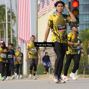 Runner Photo 6493517