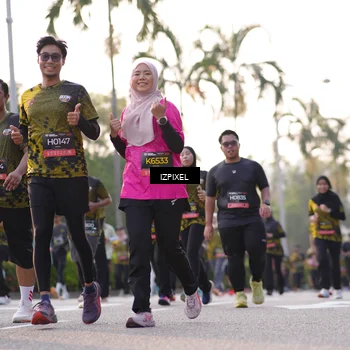 Runner Photo 6493534