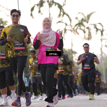 Runner Photo 6493546