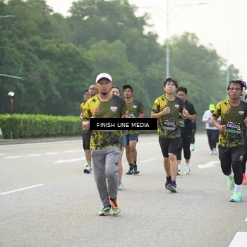 Runner Photo 6493551