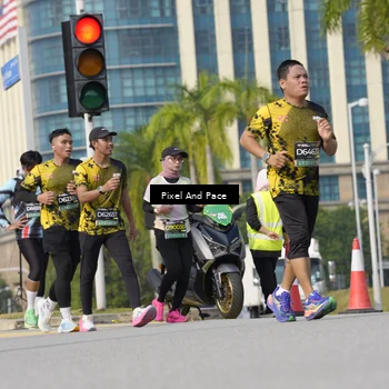 Runner Photo 6493554
