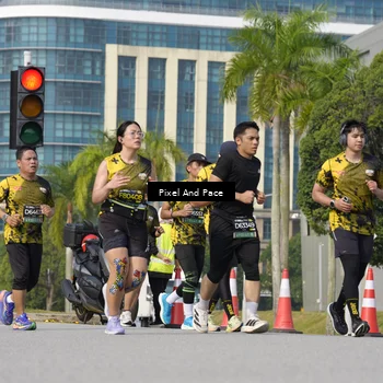 Runner Photo 6493571