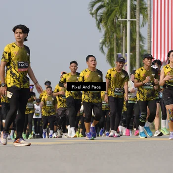 Runner Photo 6493591