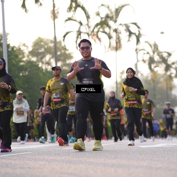 Runner Photo 6493601