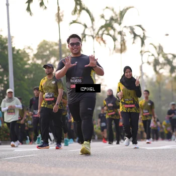 Runner Photo 6493612