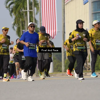 Runner Photo 6493620
