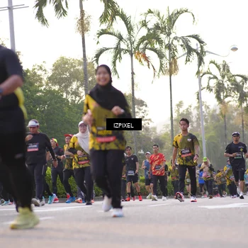 Runner Photo 6493631