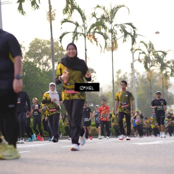 Runner Photo 6493642