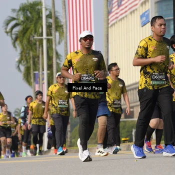 Runner Photo 6493661