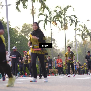 Runner Photo 6493668
