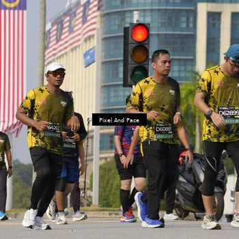 Runner Photo 6493679