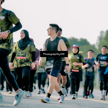 Runner Photo 6493688