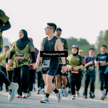 Runner Photo 6493689