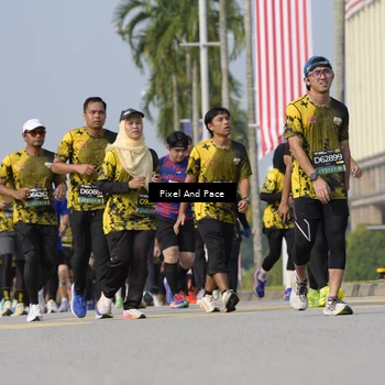 Runner Photo 6493720