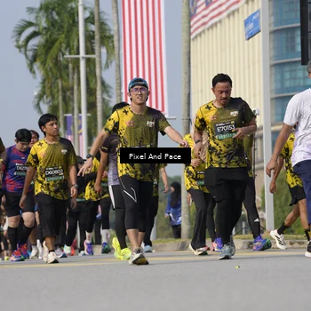 Runner Photo 6493723
