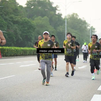 Runner Photo 6493730