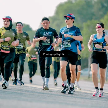 Runner Photo 6493738