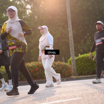 Runner Photo 6493766