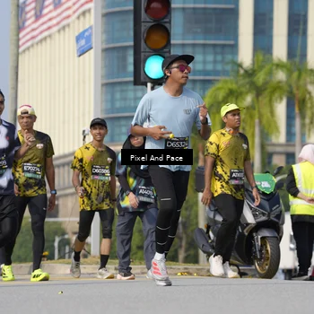 Runner Photo 6493780