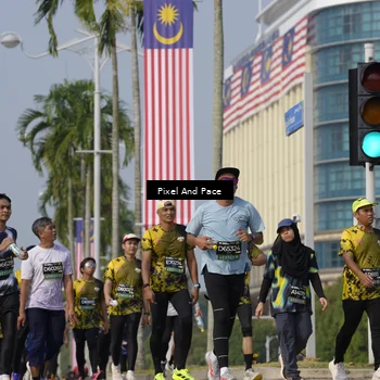 Runner Photo 6493801