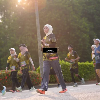 Runner Photo 6493820