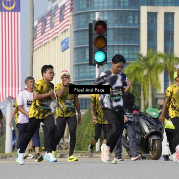Runner Photo 6493822