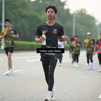 Runner Photo 6493835