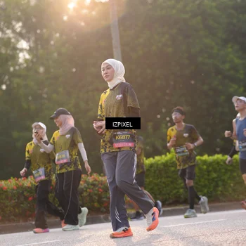 Runner Photo 6493836