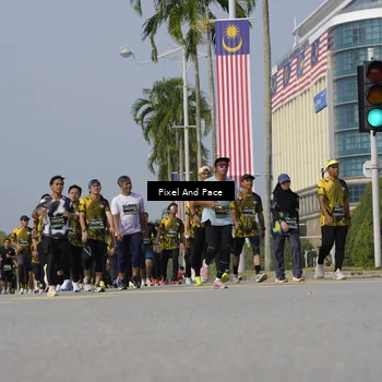 Runner Photo 6493840