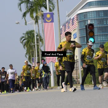Runner Photo 6493849