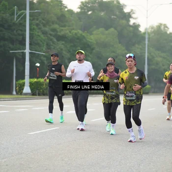 Runner Photo 6493871