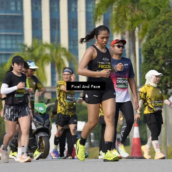 Runner Photo 6493873