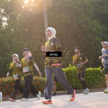 Runner Photo 6493876